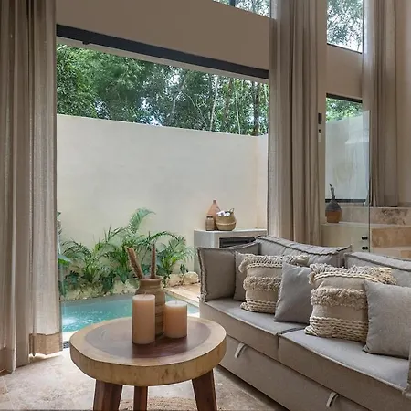 Beautiful Jungle Loft, Private Pool And 500mb Wifi *