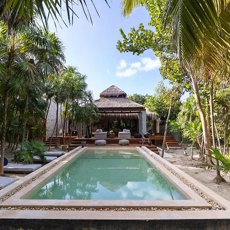 Casa Xik'nal - Luxury Front