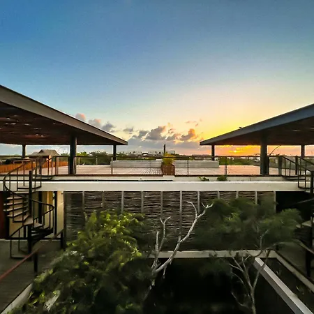 Rooftop Paradise 2br In Gated Community *