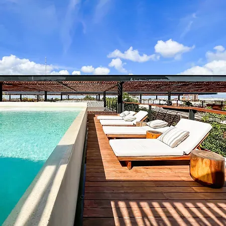 Rooftop Paradise 2br In Gated Community