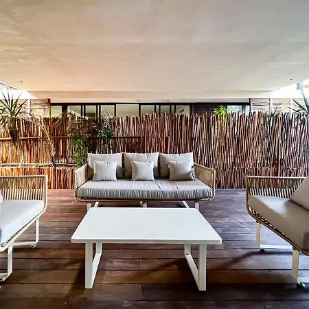 Rooftop Paradise 2br In Gated Community