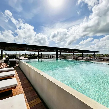 Rooftop Paradise 2br In Gated Community Tulum