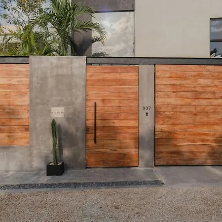 Niburu 4 Hab Exclusive House