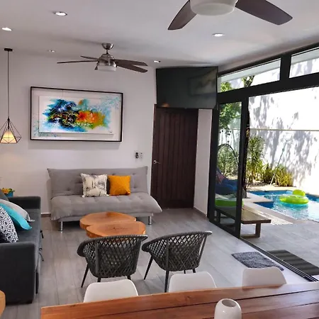 Villa Tucanes 5 Bdr 10 Ppl