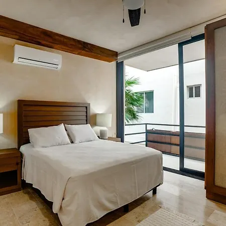 Tankah Bay Jungle With Sea Access 2 Bdr *