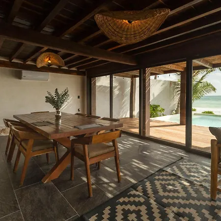 Casa Aakbal - Luxury Front Tulum