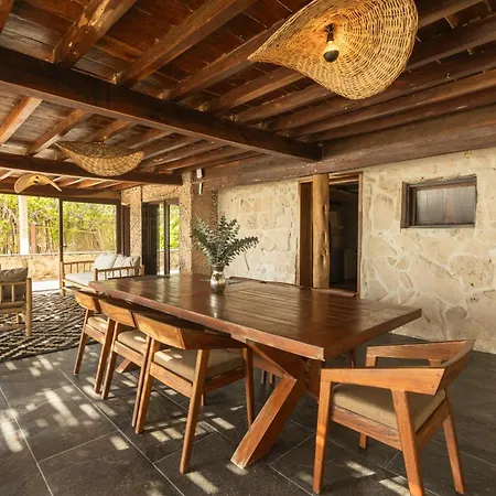 Casa Aakbal - Luxury Front Villa Tulum