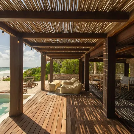 Villa Casa Aakbal - Luxury Front Tulum