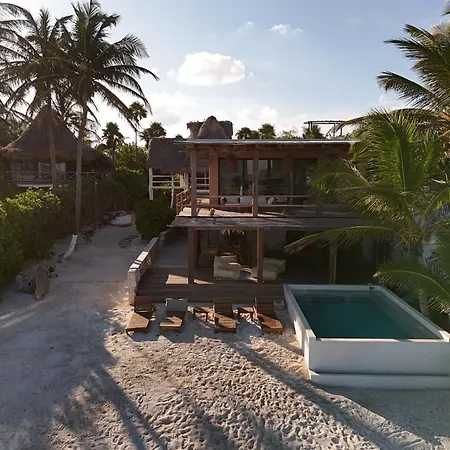 Casa Aakbal - Luxury Front Villa *
