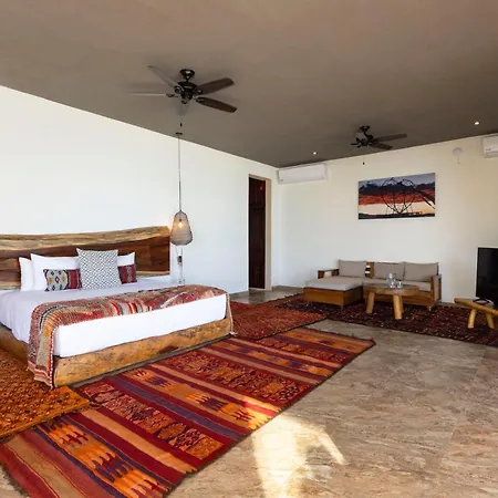 Casa Aakbal - Luxury Front Villa *