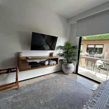Menesse Bed and breakfast 4*