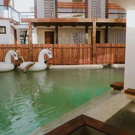 Hotel O Adults Only