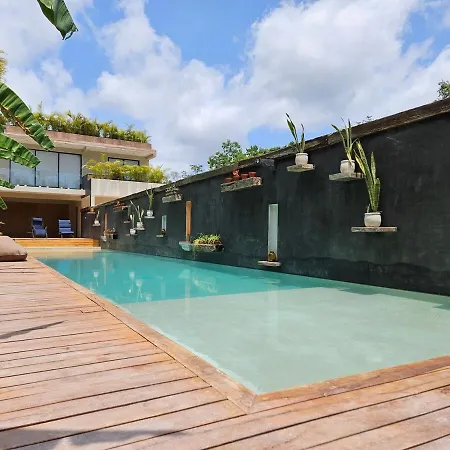 Ph Balcony With Jacuzzi, Gym & Pool
