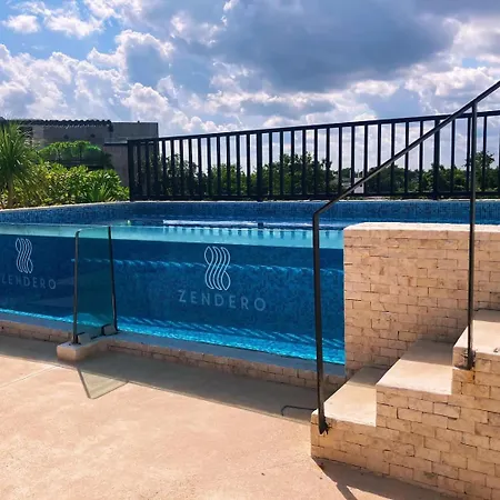 Zendero Hotel