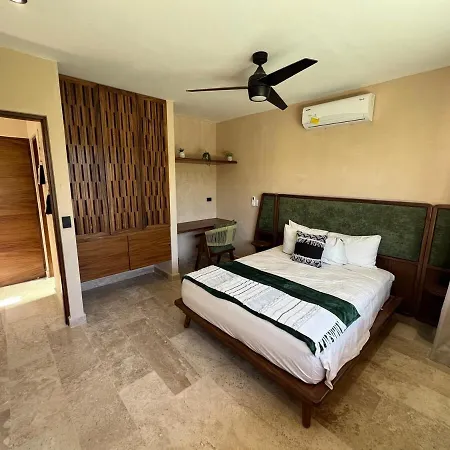 Charming Boutique Jungle Views Private Pool Apartment *