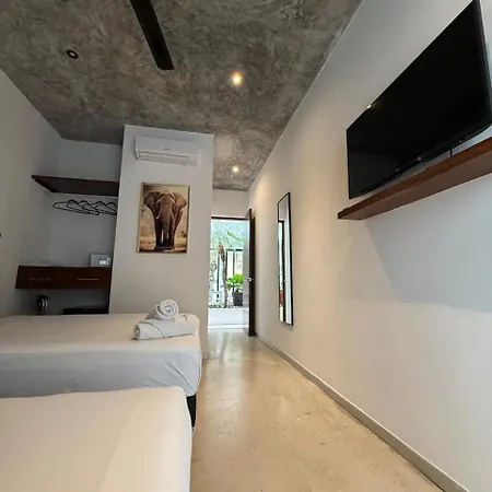 Hotel Zendero 4*