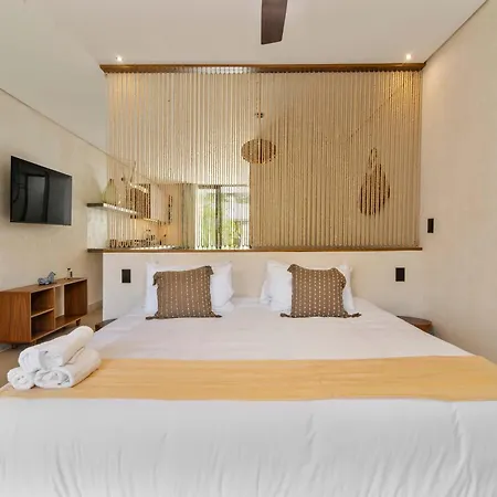 Perfect Jungle Retreat Near Beaches & Zone *