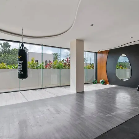 Perfect Jungle Retreat Near Beaches & Zone *