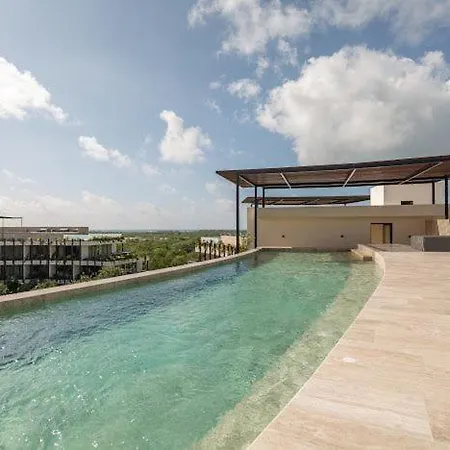 Luxury - Stunning Pool View & Amenities Apartamento Tulum