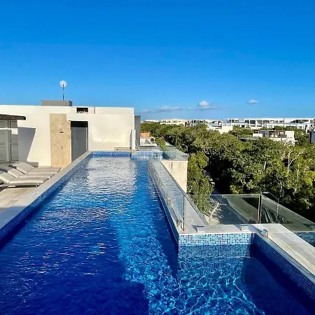 2 Bedrooms 10 Minutes To The Apartment *