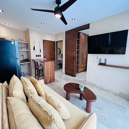 Charming Boutique Jungle Views Private Pool Apartment