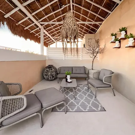 Apartment Stylish Mexican Interior Ph- Private Rooftop -gated Community *