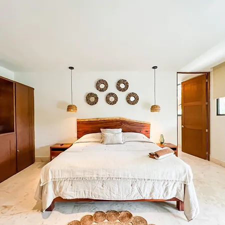 Stylish Mexican Interior Ph- Private Rooftop -gated Community *