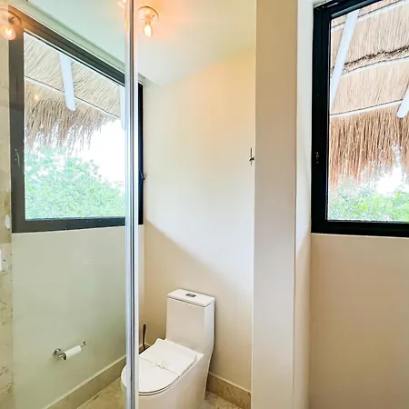 Stylish Mexican Interior Ph- Private Rooftop -gated Community