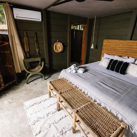 Amana , Front * Tulum
