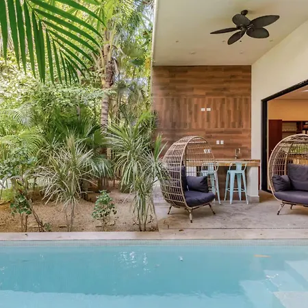 Sam Chak: Exclusive Retreat With Private Pool And Concierge Villa *