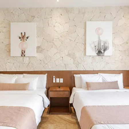 Sam Chak: Exclusive Retreat With Private Pool And Concierge *