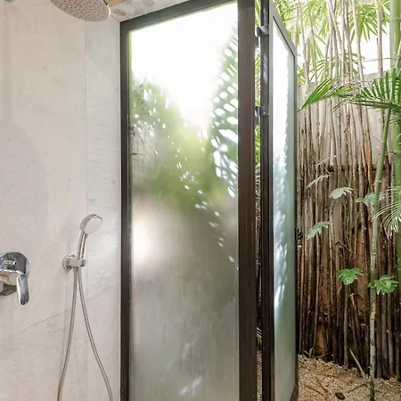 Sam Chak: Exclusive Retreat With Private Pool And Concierge Villa *
