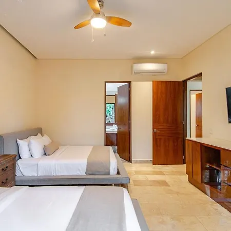 Villa Enjoy Nature At Villa With 100 Year Old Tree, Private Pool & Concierge Service *