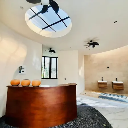 Adora Apartment *