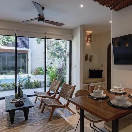 Holiday home Divine House With Private Roof And Pool Only 1km From The *