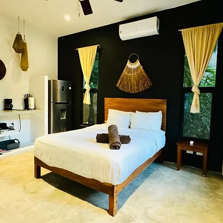 Hotel Starfit Boutique Beachclub, & Gym Included