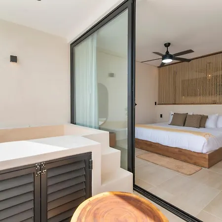 Hotel Guest - Elements Tulum