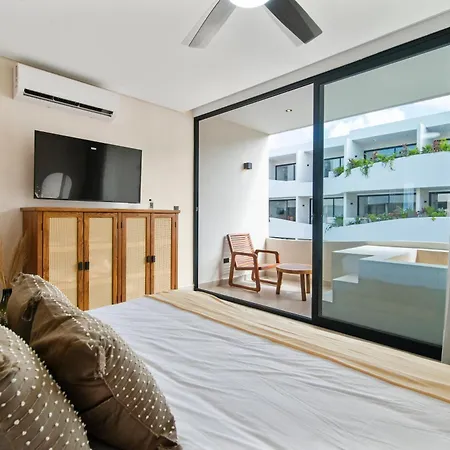 Guest - Elements Hotel