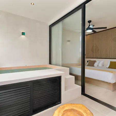Guest - Elements Tulum