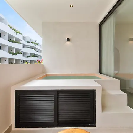 Guest - Elements Hotel Tulum