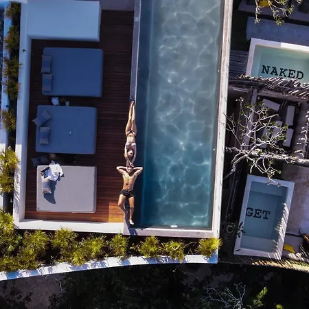 Holiday home Azalea - New Construction 101 Duplex 2 Bedroom Private Pool *