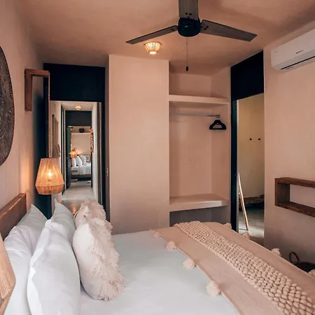 Jungle Rooftop -priv Pool-bathtub-jacuzzi 2a Villa *