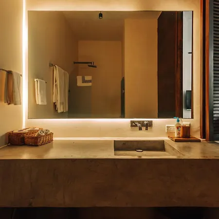 Watal - Relax, Unwind In Style And Comfort, Private Pool, 24hr Concierge *