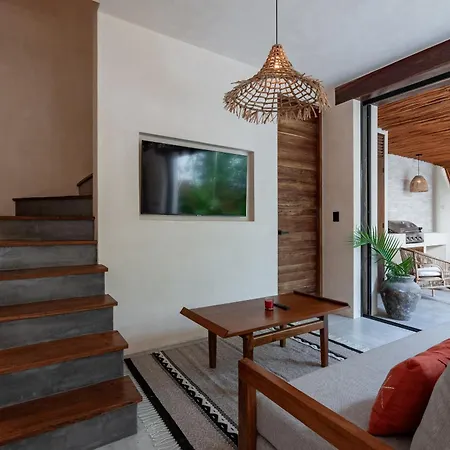 Moonstone - With Private Pool And 24hrs Security & Club Access Villa *