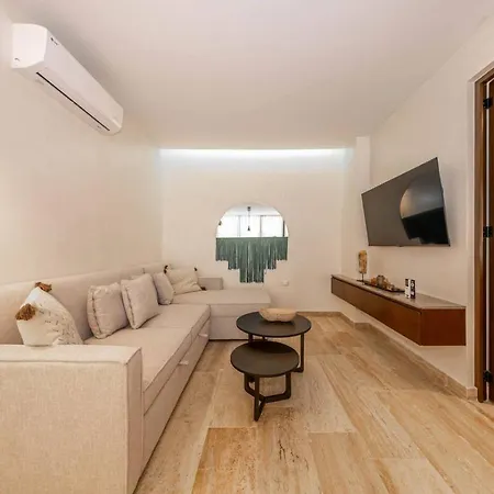 2br Plunge Pool And Close To Holiday home Tulum