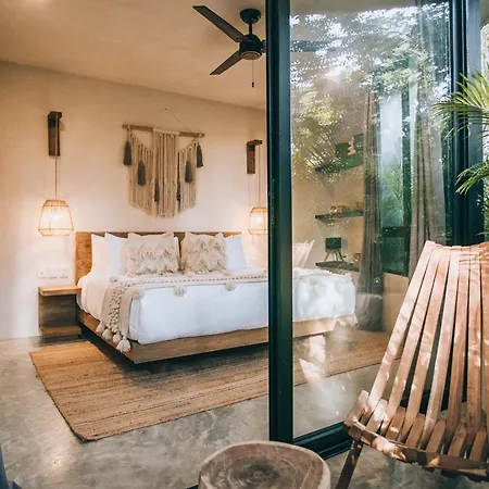 Villa Round Luxury Jungle Priv Pool-concierge 4a *