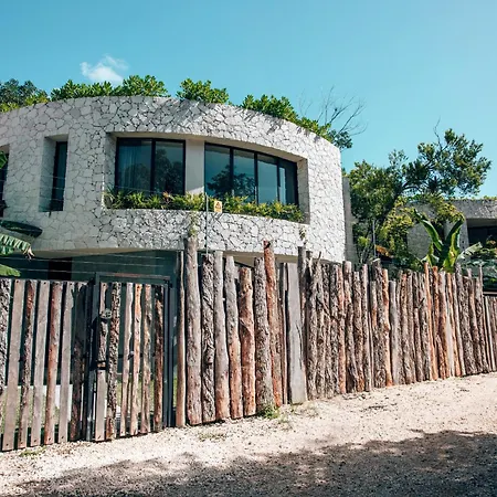 Villa Round Luxury Jungle Priv Pool-concierge 4a Tulum