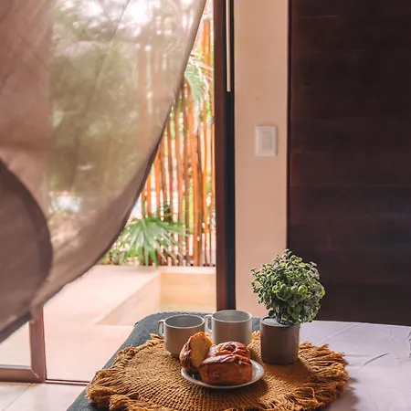 Quiet, Lux, Spacious And Comfy 2bd 2bth Condo,private Pool, Wifi, Ac, 24hr Security