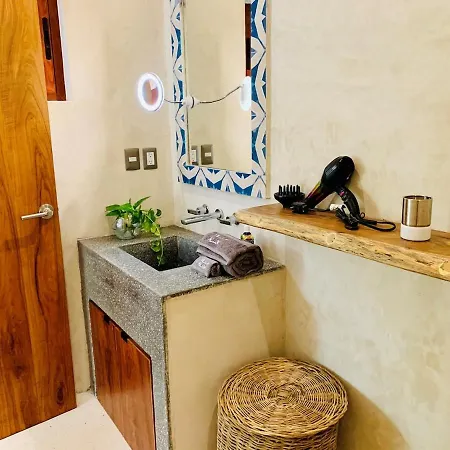 Villa Alux, La Veleta