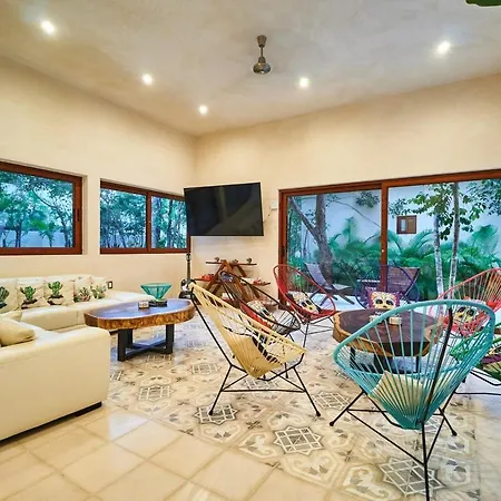 Villa Alux, La Veleta